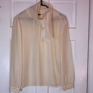 Levante Vintage Women’s Silk Blouse, Size 8.